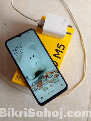 Poco M5